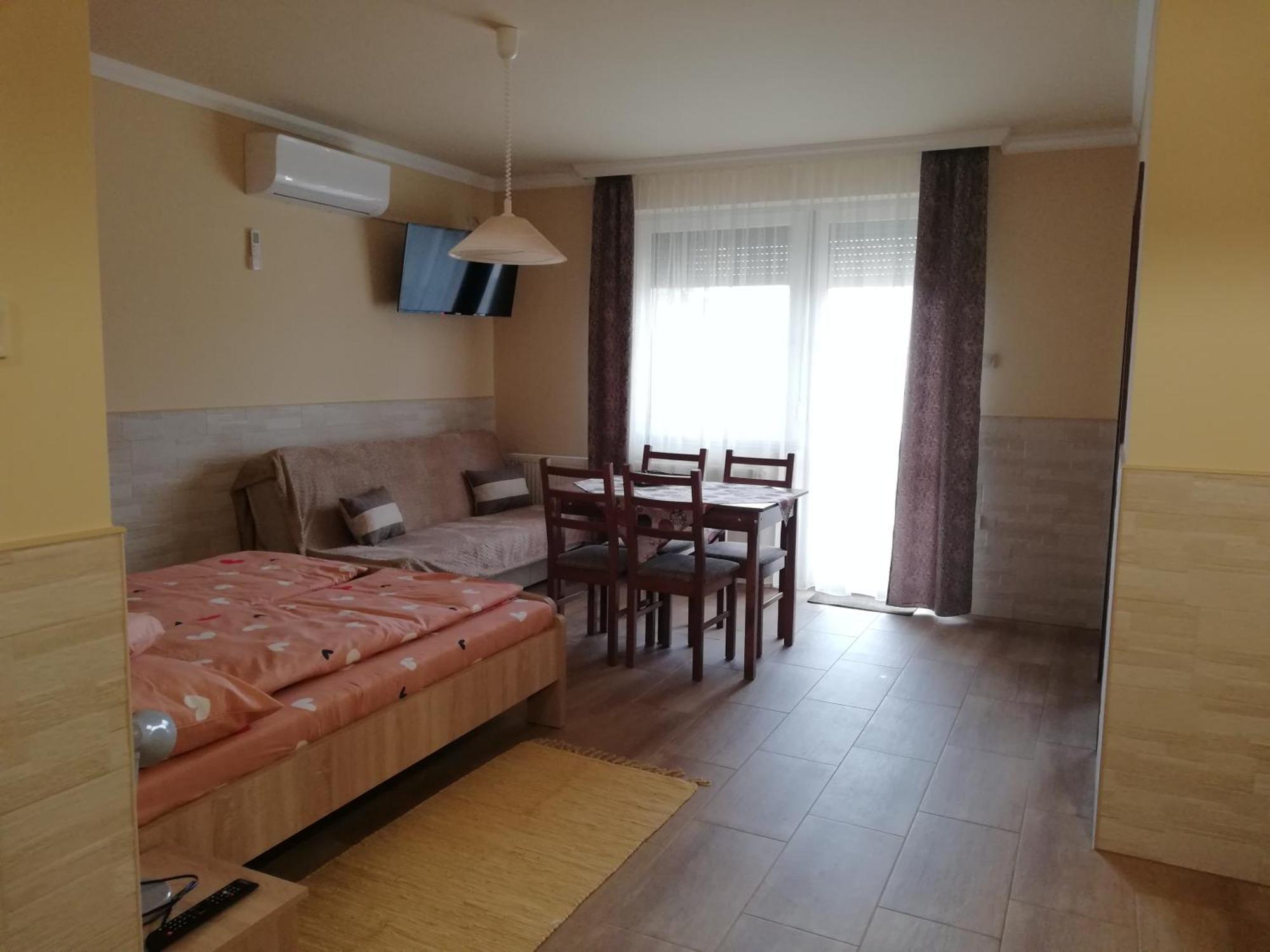 Imola Es Andrea Apartmanhaz 3 Hajdúszoboszló المظهر الخارجي الصورة
