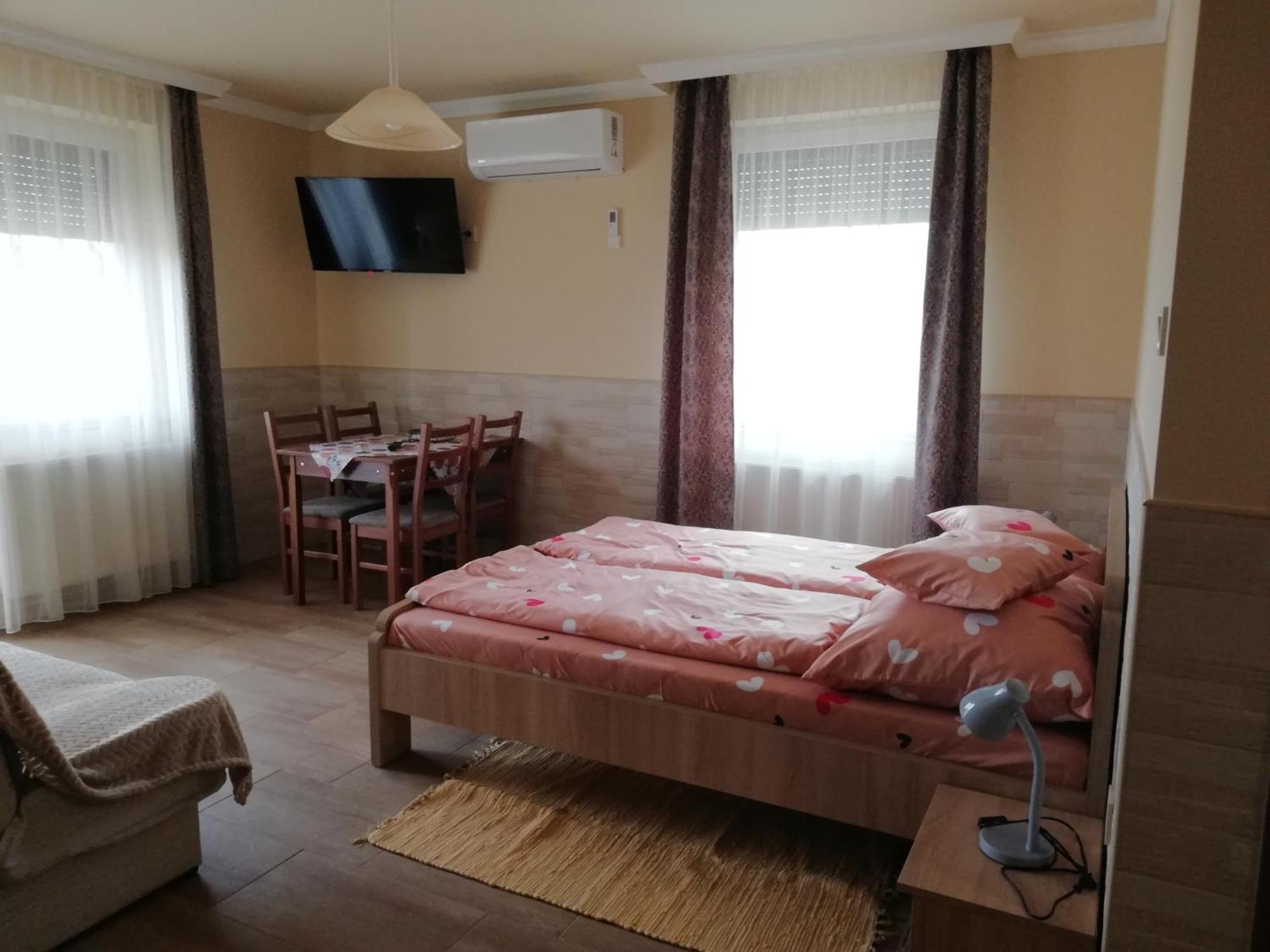 Imola Es Andrea Apartmanhaz 3 Hajdúszoboszló المظهر الخارجي الصورة